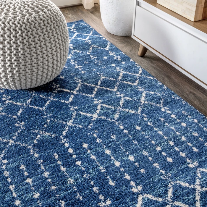 Moroccan HYPE Boho Vintage Diamond Blue/White 5' Round Area Rug