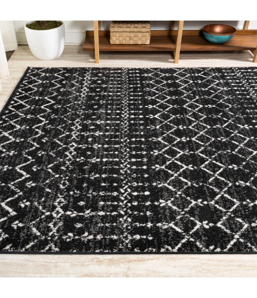 Moroccan HYPE Boho Vintage Diamond Black/Ivory 5 ft. x 8 ft. Area Rug