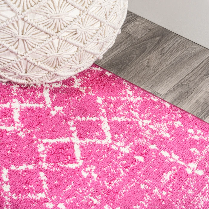 Moroccan HYPE Boho Vintage Diamond Fuchsia/Ivory 4 ft. x 6 ft. Area Rug