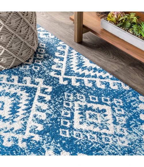 Moroccan HYPE Boho Vintage Tribal Blue/White 4 ft. x 6 ft. Area Rug