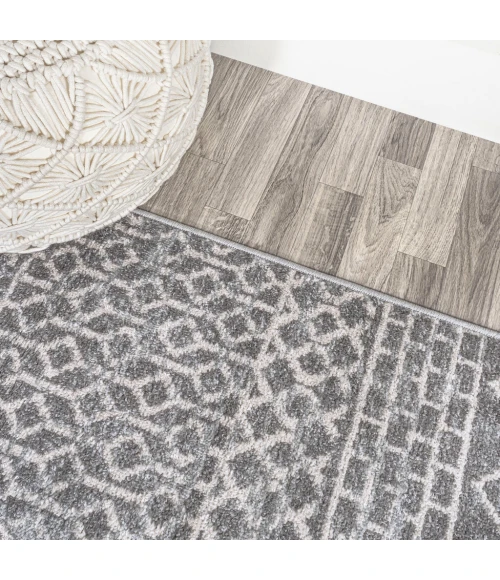 Arta Moroccan Modern Geometric Rug Gray/Cream 2 ft. x 8 ft. Runner Rug