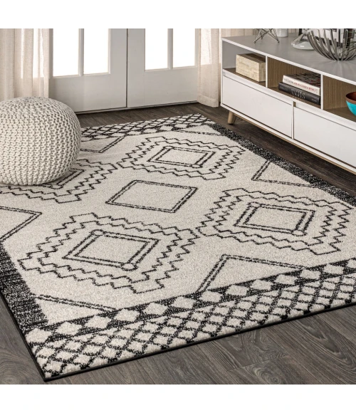 Amir Moroccan Beni Souk Cream/Black 5 ft. x 8 ft. Area Rug