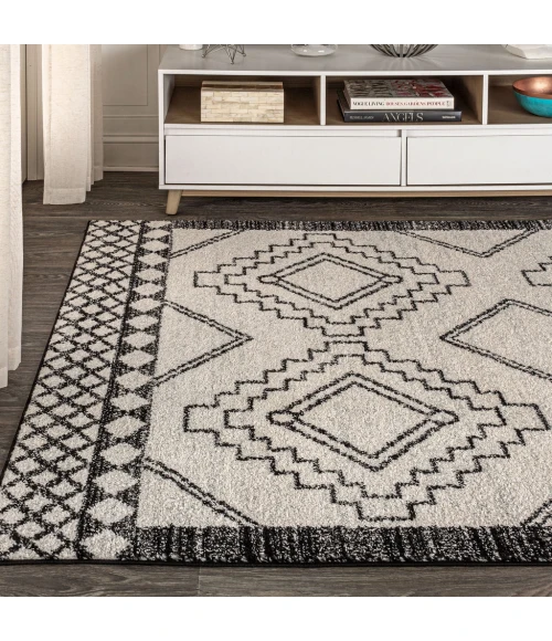 Amir Moroccan Beni Souk Cream/Black 5 ft. x 8 ft. Area Rug