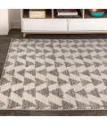 Aisha Moroccan Triangle Geometric Cream/Gray 8 ft. x 10 ft. Area Rug