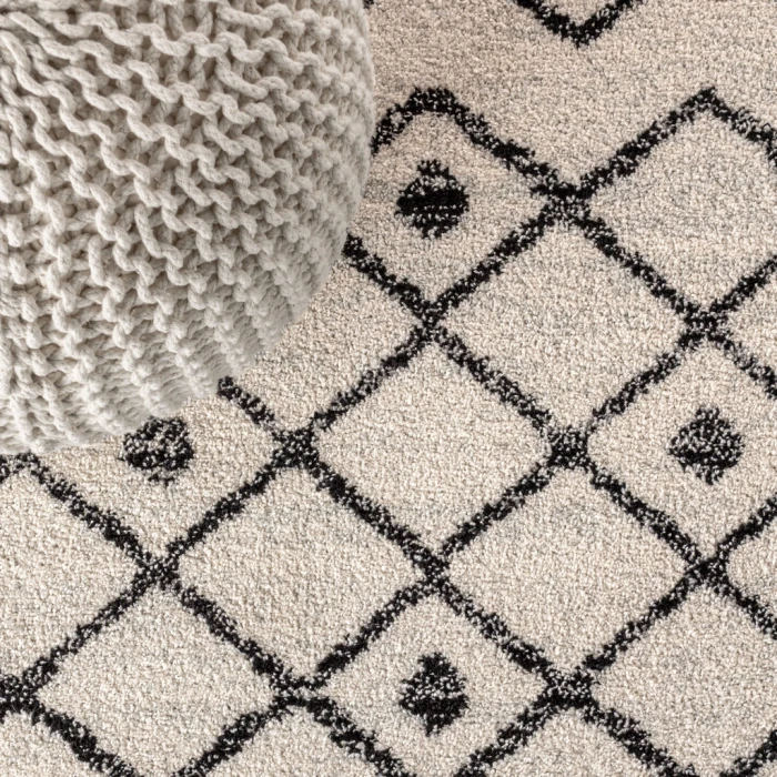 Aksil Moroccan Beni Souk Cream/Black 8 ft. x 10 ft. Area Rug