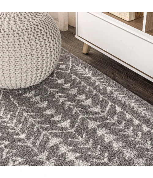 Ziri Moroccan Geometric Grey/Cream 4 ft. x 6 ft. Area Rug