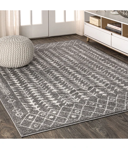 Ziri Moroccan Geometric Grey/Cream 4 ft. x 6 ft. Area Rug