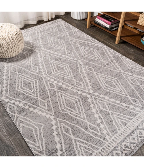 Rih Moroccan Style Diamond Gray/Ivory 8 ft. x 10 ft. Area Rug