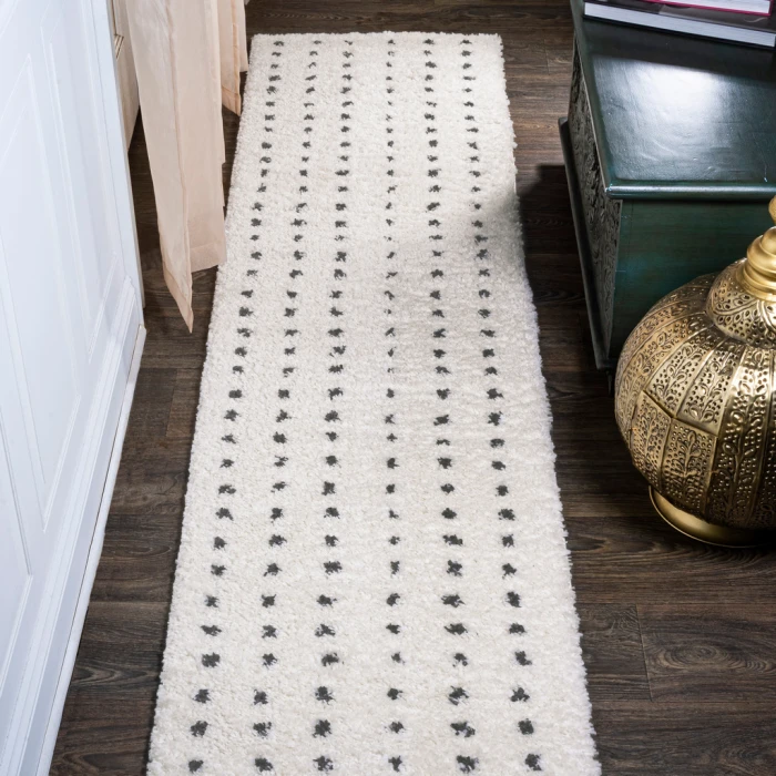 Pele Modern Geometric Dot Shag White/Gray 2 ft. x 10 ft. Runner Rug