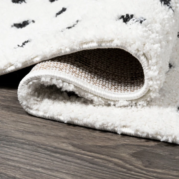 Pele Modern Geometric Dot Shag White/Gray 2 ft. x 10 ft. Runner Rug