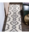 Deia Moroccan Style Diamond Shag White/Gray 2 ft. x 10 ft. Runner Rug