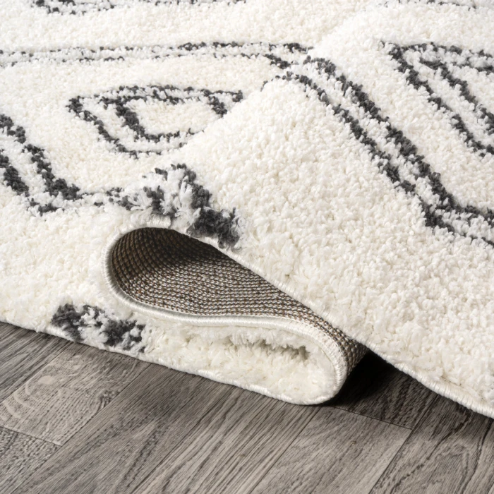 Deia Moroccan Style Diamond Shag White/Gray 2 ft. x 10 ft. Runner Rug