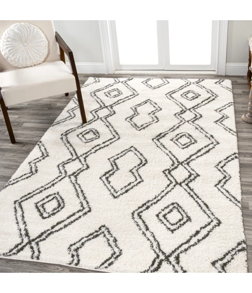 Deia Moroccan Style Diamond Shag White/Gray 5 ft. x 8 ft. Area Rug