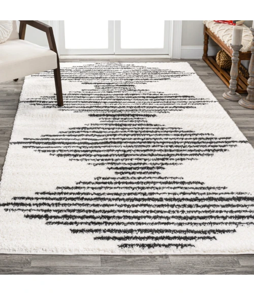 Elm Diamond Stripe Geometric Shag White/Gray 4 ft. x 6 ft. Area Rug