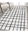 Arenal Geometric Grid Shag White/Gray 4 ft. x 6 ft. Area Rug