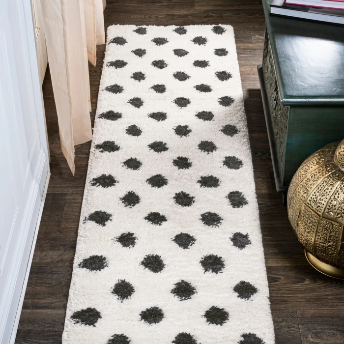 Pere Modern Charcoal Dot Shag White/Gray 2 ft. x 10 ft. Runner Rug