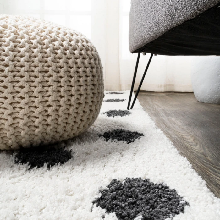 Pere Modern Charcoal Dot Shag White/Gray 2 ft. x 10 ft. Runner Rug