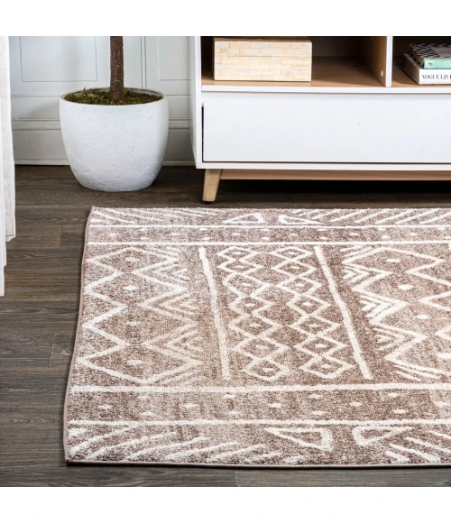 Amanar Tribal Geometric Brown/Ivory 8 ft. x 10 ft. Area Rug