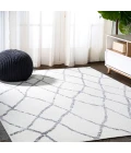 Illi Moroccan Diamond Trellis Ivory/Gray 5 ft. x 8 ft. Area Rug