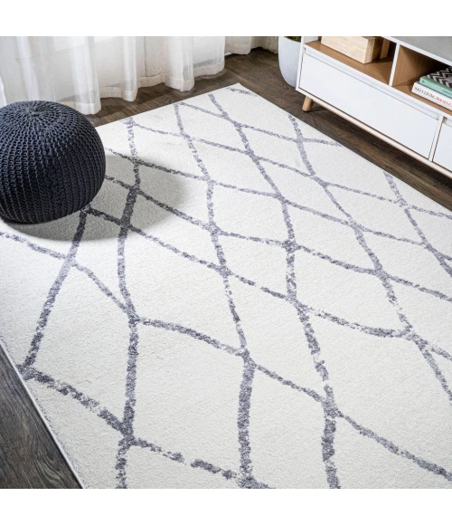 Illi Moroccan Diamond Trellis Ivory/Gray 5 ft. x 8 ft. Area Rug