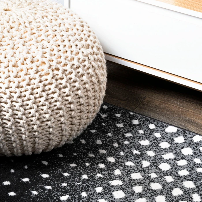 Antelope Modern Animal Black/Cream 2 ft. x 8 ft. Runner Rug