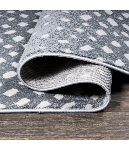 Antelope Modern Animal Light Gray/Cream 2 ft. x 10 ft. Runner Rug