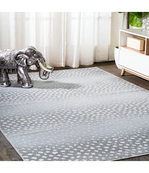 Antelope Modern Animal Light Gray/Cream 3 ft. x 5 ft. Area Rug