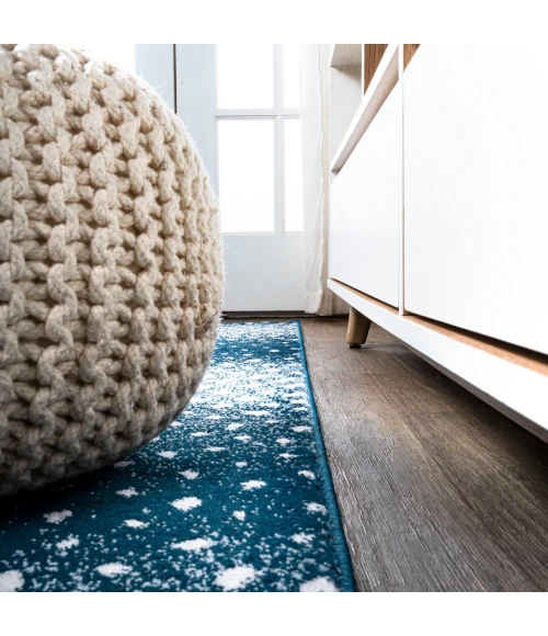 Antelope Modern Animal Navy/Cream 2 ft. x 10 ft. Runner Rug