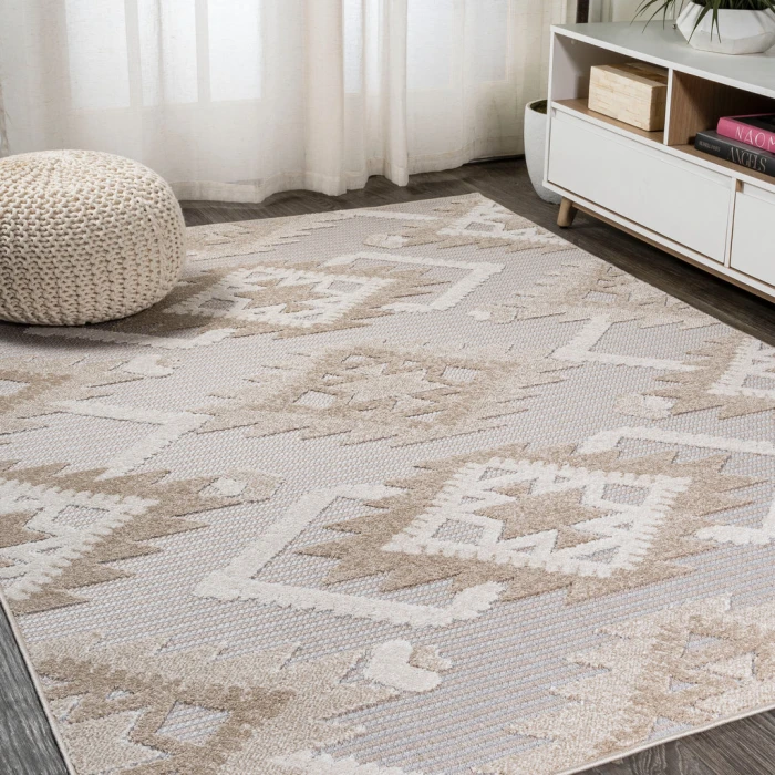 Sumak High-Low Pile Neutral Diamond Kilim Beige/Gray 5 ft. x 8 ft. Indoor/Outdoor Area Rug