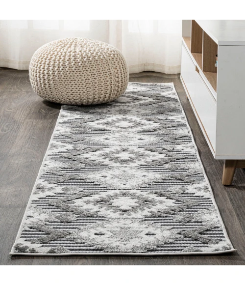 Sumak High-Low Pile Neutral Diamond Kilim Gray/White/Black 2 ft. x 10 ft. Indoor/Outdoor Runner Rug