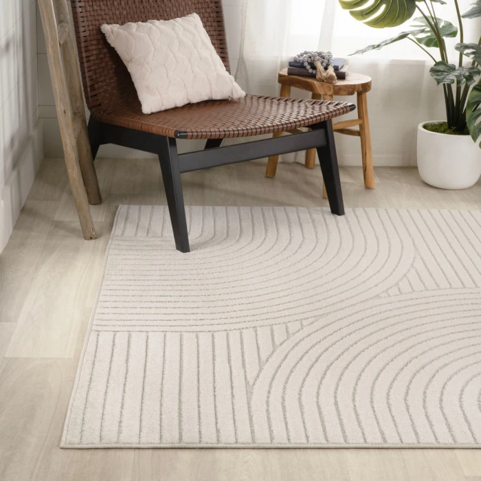Skagen Minimalist Curve Geometric Ivory/Cream 4 ft. x 6 ft. Area Rug
