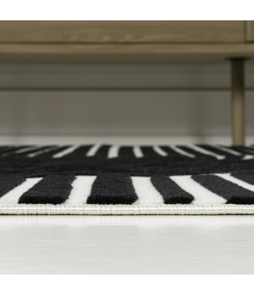 Jonathan Y SCANDINAVIAN Black SCN100F 5ft.3in. X 7ft.7in. Rect. Rug