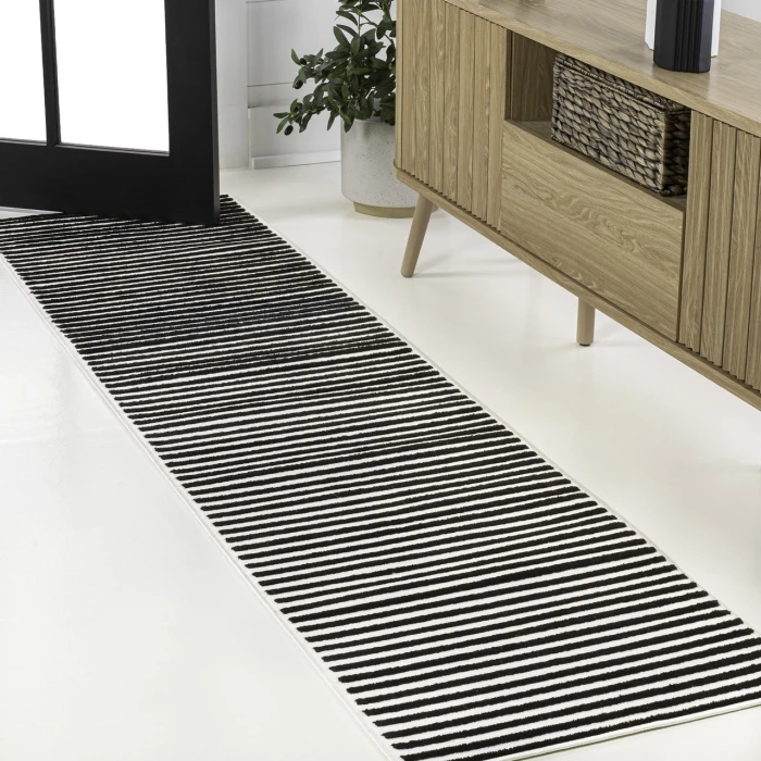 Jonathan Y SCANDINAVIAN Black SCN102F 2ft. X 8ft. Rect. Rug