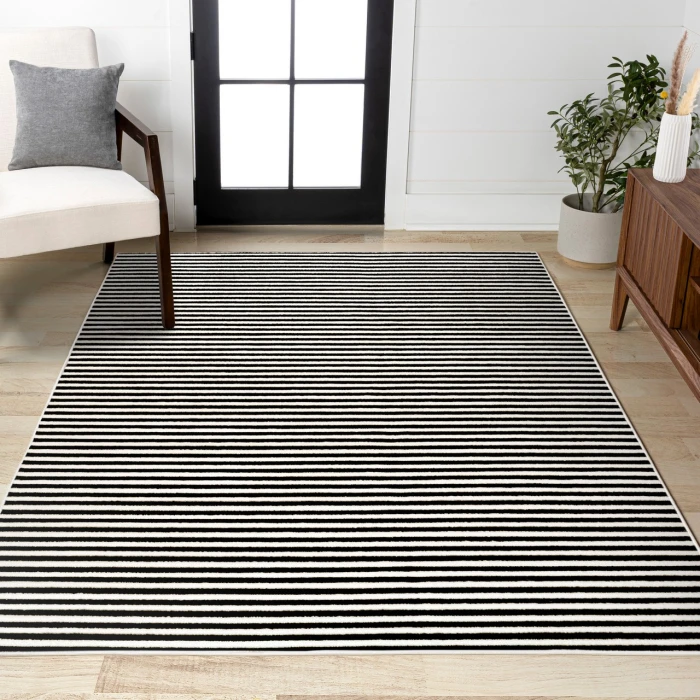 Jonathan Y SCANDINAVIAN Black SCN103F 7ft.-9in. X 10ft. Rect. Rug
