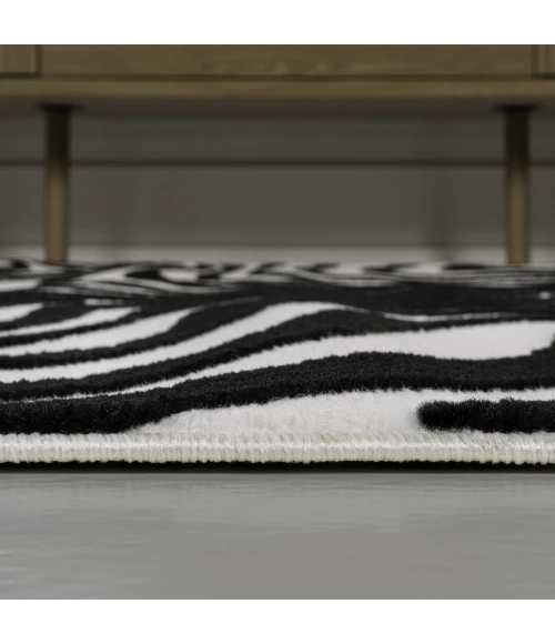 Jonathan Y SCANDINAVIAN Black SCN103F 2ft. X 8ft. Rect. Rug