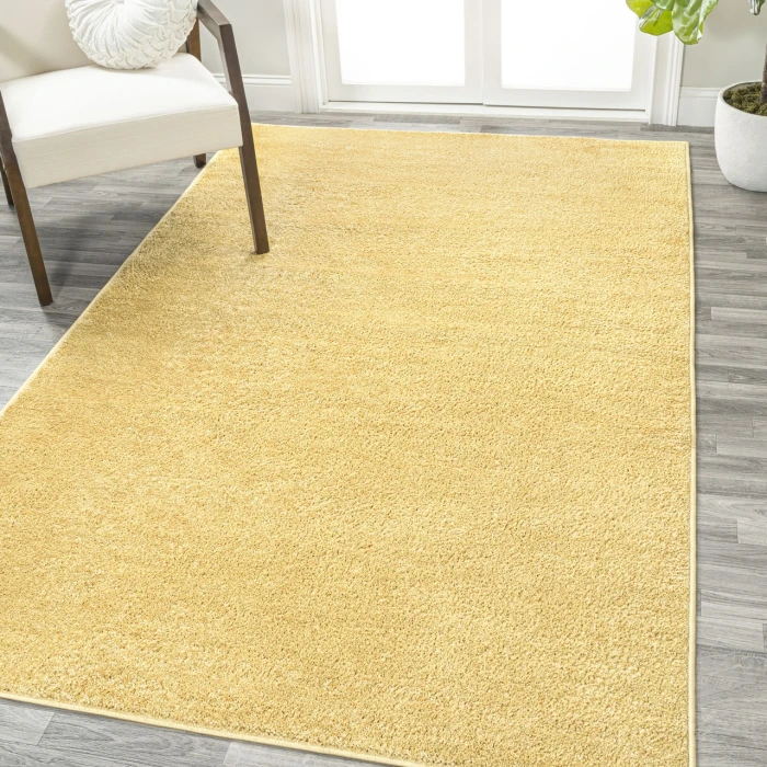 Haze Solid Low-Pile Mustard 4 ft. x 6 ft. Area Rug