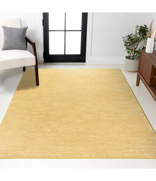 Haze Solid Low-Pile Mustard 4 ft. x 6 ft. Area Rug