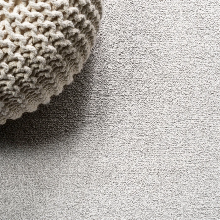 Haze Solid Low-Pile Ivory 5 ft. x 8 ft. Oval Area Rug