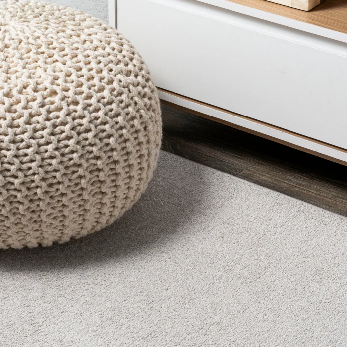 Haze Solid Low-Pile Ivory 5 ft. x 8 ft. Oval Area Rug