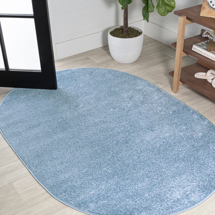 Haze Solid Low-Pile Classic Blue 6 ft. x 9 ft. Oval Area Rug