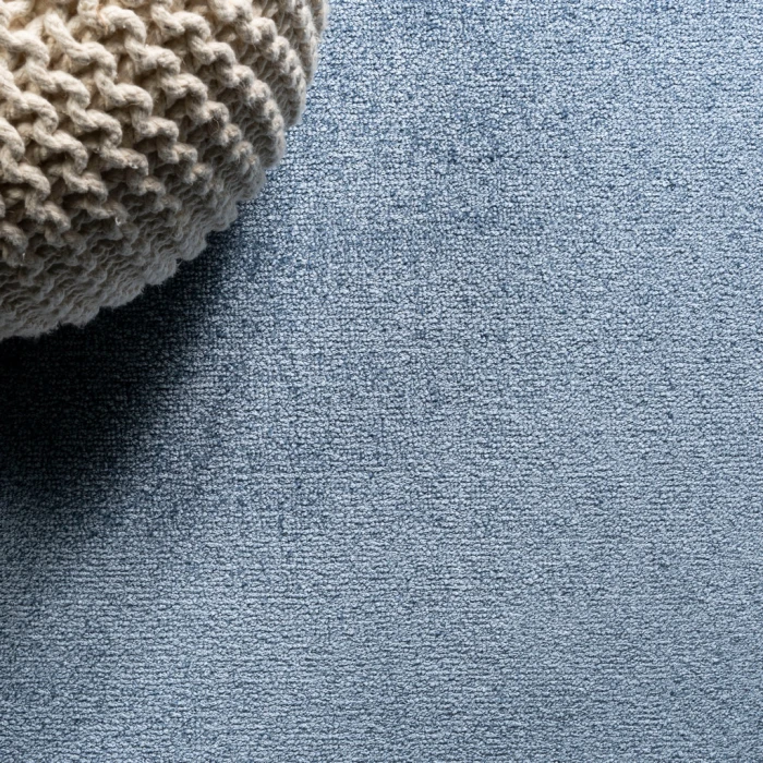 Haze Solid Low-Pile Classic Blue 6 ft. x 9 ft. Oval Area Rug