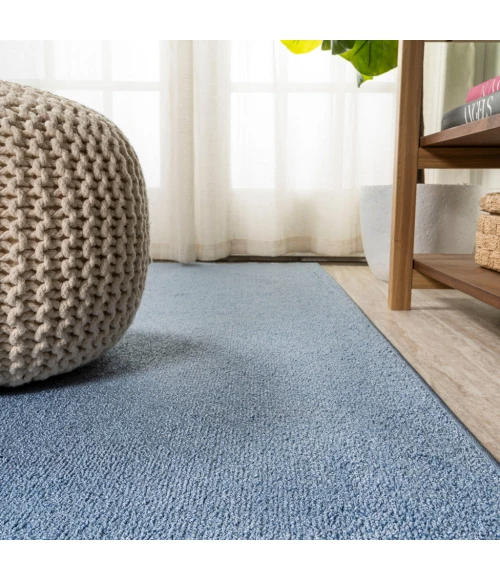 Haze Solid Low-Pile Classic Blue 5 ft. x 8 ft. Oval Area Rug