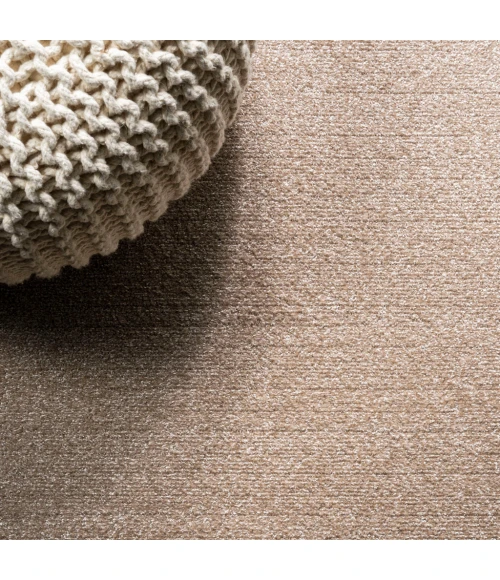Haze Solid Low-Pile Beige 5' Round Area Rug