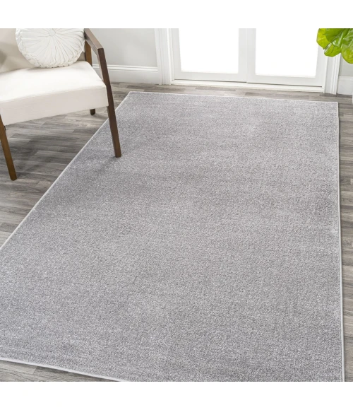Haze Solid Low-Pile Light Gray 5 ft. x 8 ft. Area Rug