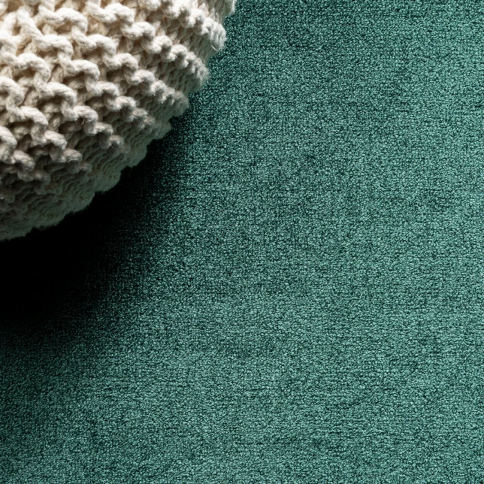 Haze Solid Low-Pile Emerald 7' Square Area Rug