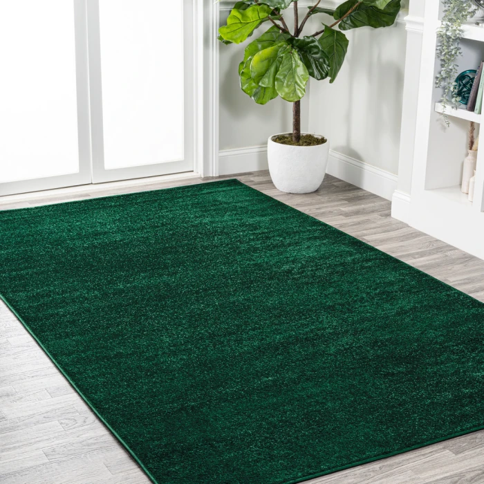 Haze Solid Low-Pile Emerald 10 ft. x 14 ft. Area Rug