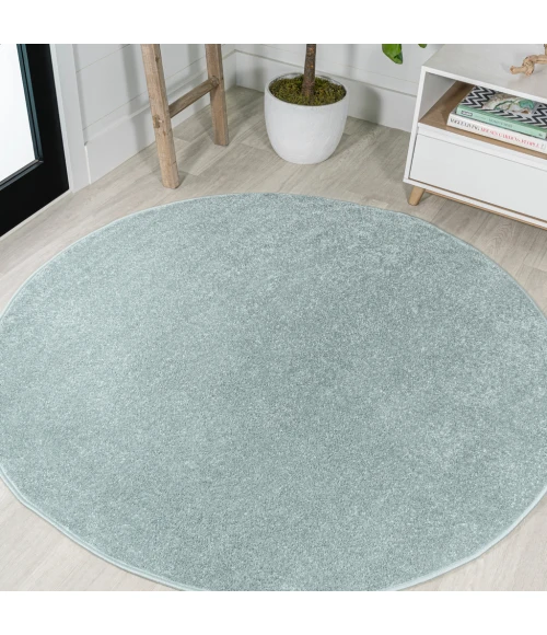 Haze Solid Low-Pile Light Blue 4' Round Area Rug