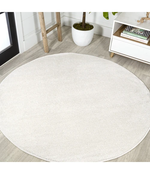 Haze Solid Low-Pile Cream 6' Round Area Rug
