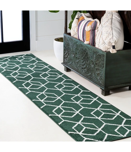 Tumbling Blocks Modern Geometric Green/White 2 ft. x 8 ft. Runner Rug