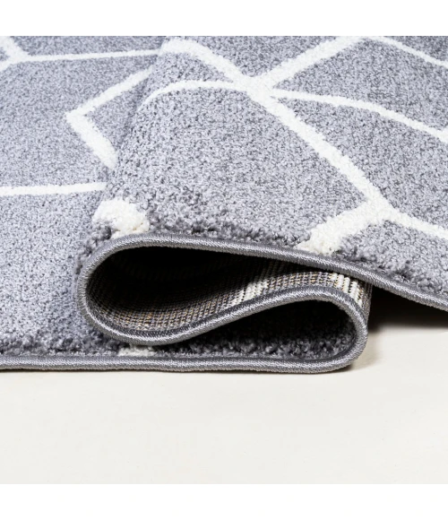 Tumbling Blocks Modern Geometric Gray/White 2 ft. x 8 ft. Runner Rug